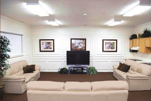 The Colonial House - BYU Idaho Student Housing: 151 W 4th S, Rexburg, ID 83440